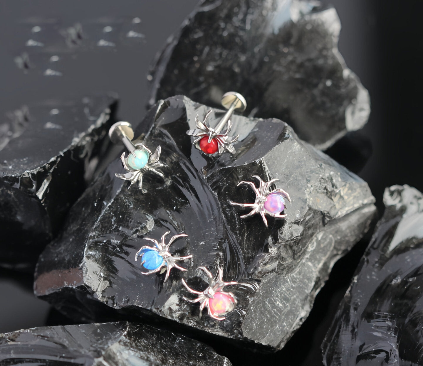 Boucles d'oreilles en titane et cristal araignée 