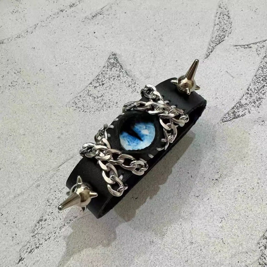 Œil de Cthulhu - Le bracelet du serment thermique : un pacte luminescent