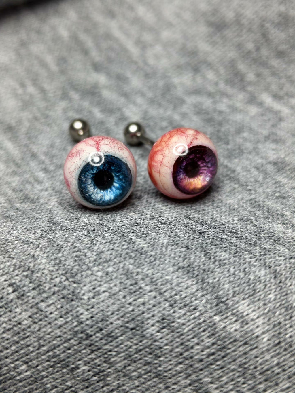 Cthulhu-Auge – Herz &amp; Kreuz | Ohr-/Lippen-/Zungenstecker 