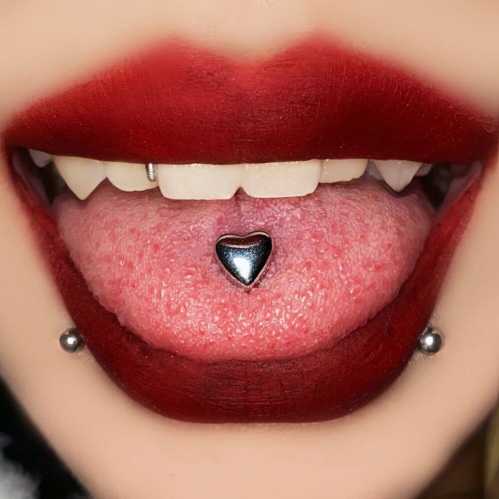3D Heart Barbell | Cute Y2K Surgical Steel Tongue Ring
