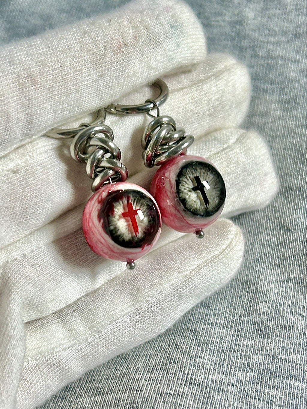 Cthulhu-Auge – Bloody Marys Pakt | Ohr-/Lippen-/Zungenpiercings 