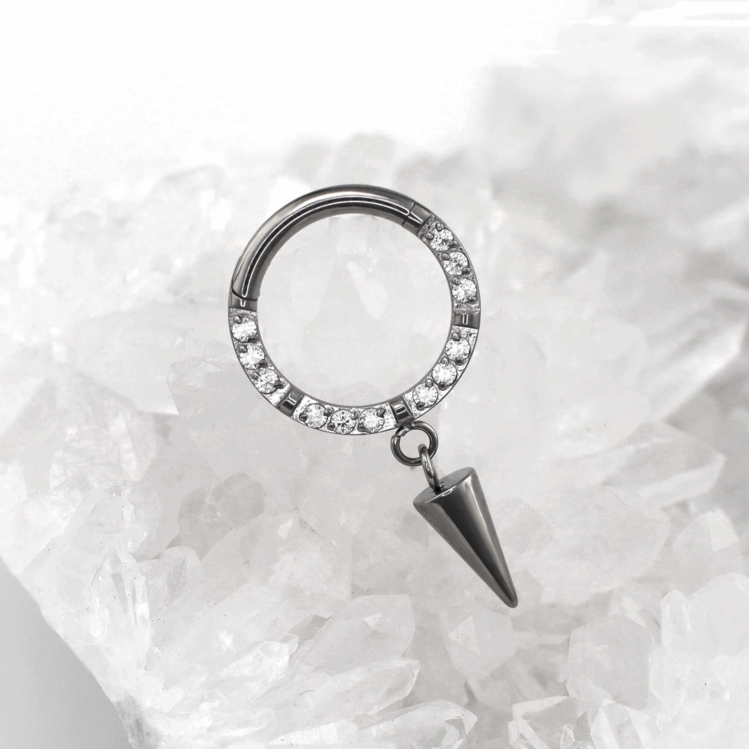 Pendentif en titane avec zircon cubique 16G 