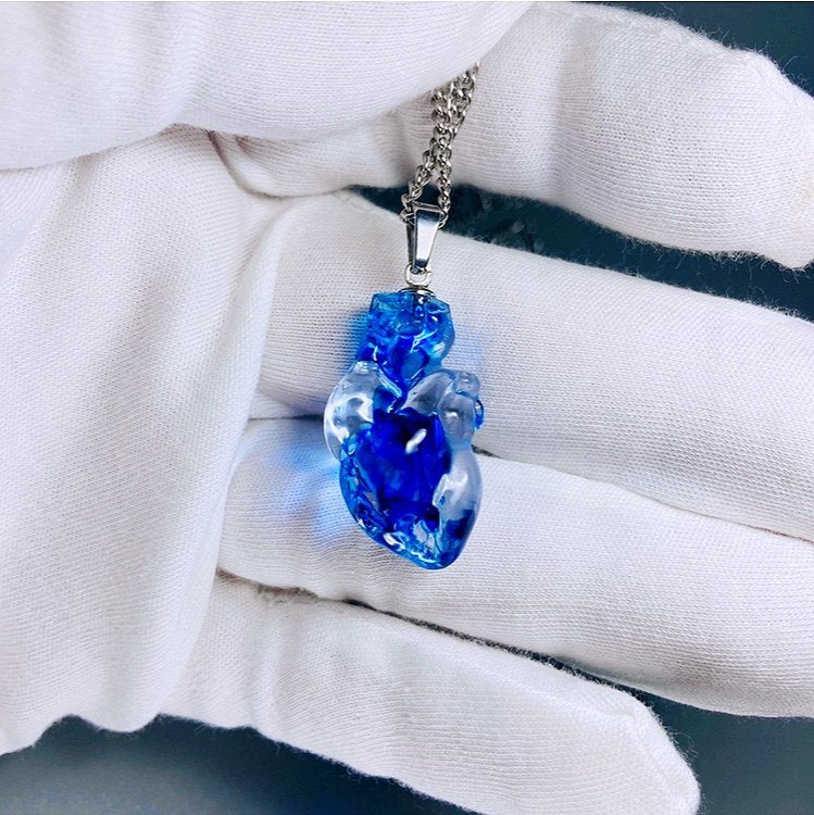 Cthulhu-Auge – Halskette mit blutiger Doppelpupille