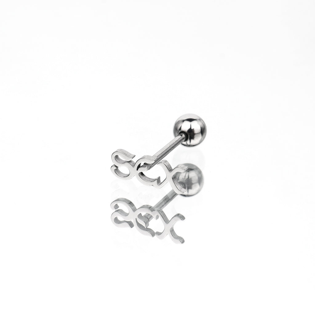 Zungenpiercing aus Edelstahl mit dem Aufdruck „KISS“ 