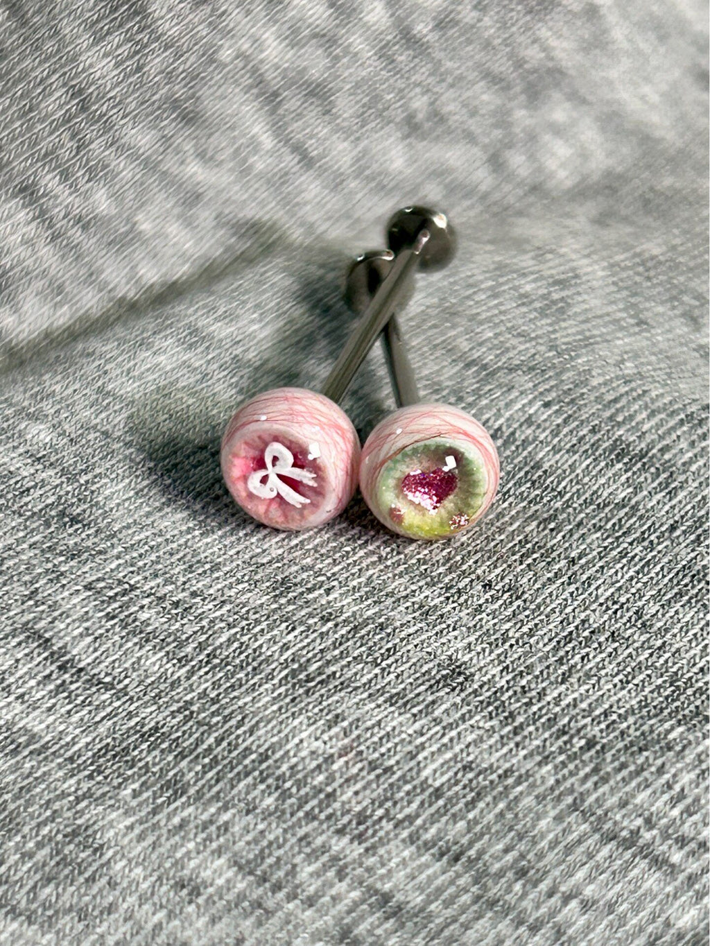 Cthulhu-Auge – Herz &amp; Kreuz | Ohr-/Lippen-/Zungenstecker 