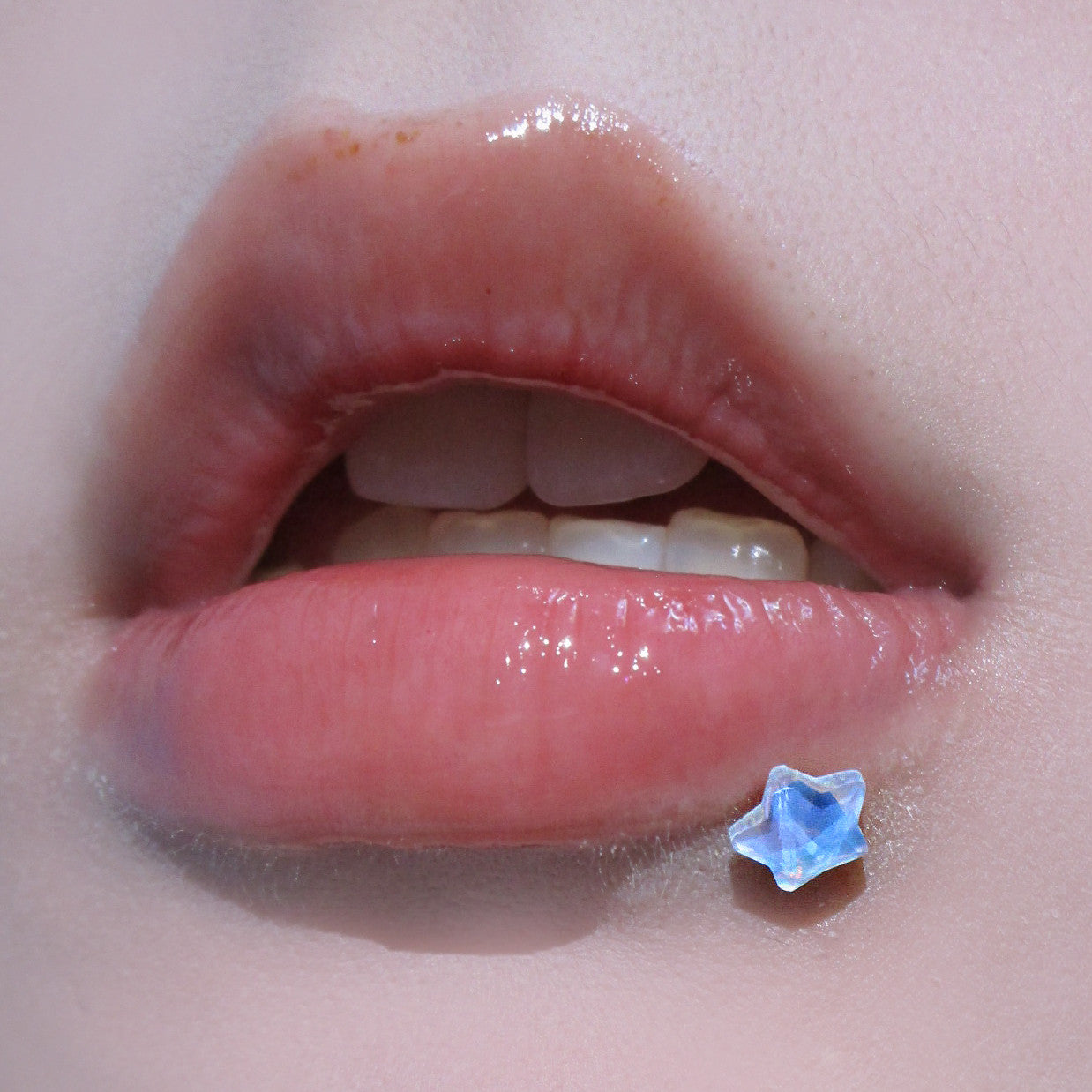 Cute Bubbly Star Titanium Labret Stud - Implant Grade Cartilage & Lip Piercing