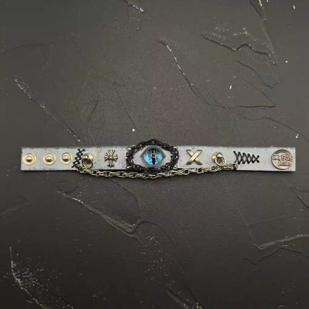 Œil de Cthulhu - Le bracelet du serment thermique : un pacte luminescent