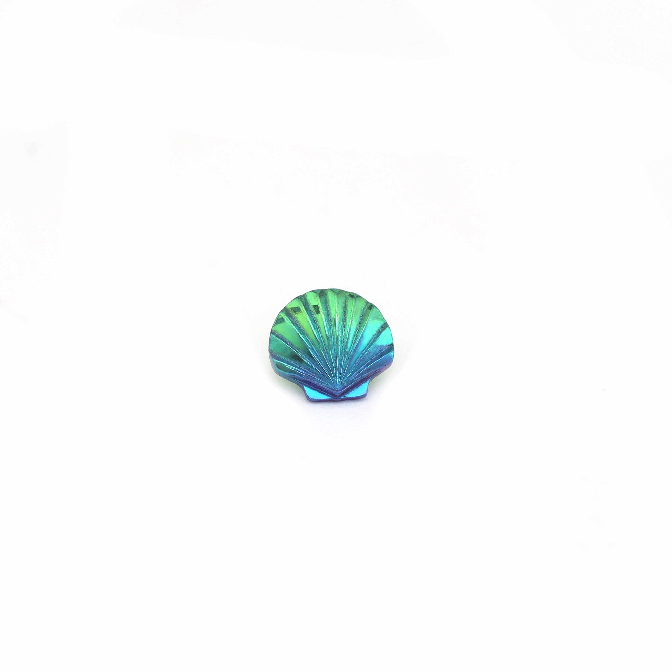 Titanium 3D Shell Stud | Cute Summer Ocean Cartilage & Lip Piercing