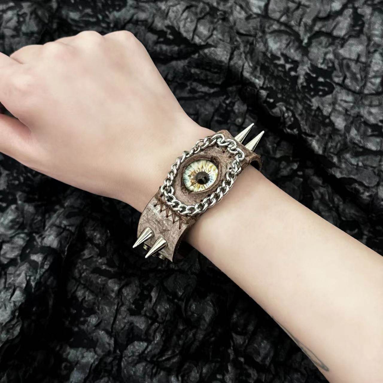 Steampunk Brown Leather Dragon Eye Bracelet - Vintage Grunge Spiked Cuff - Golden Cat Eye Wristband - Wasteland Aesthetic