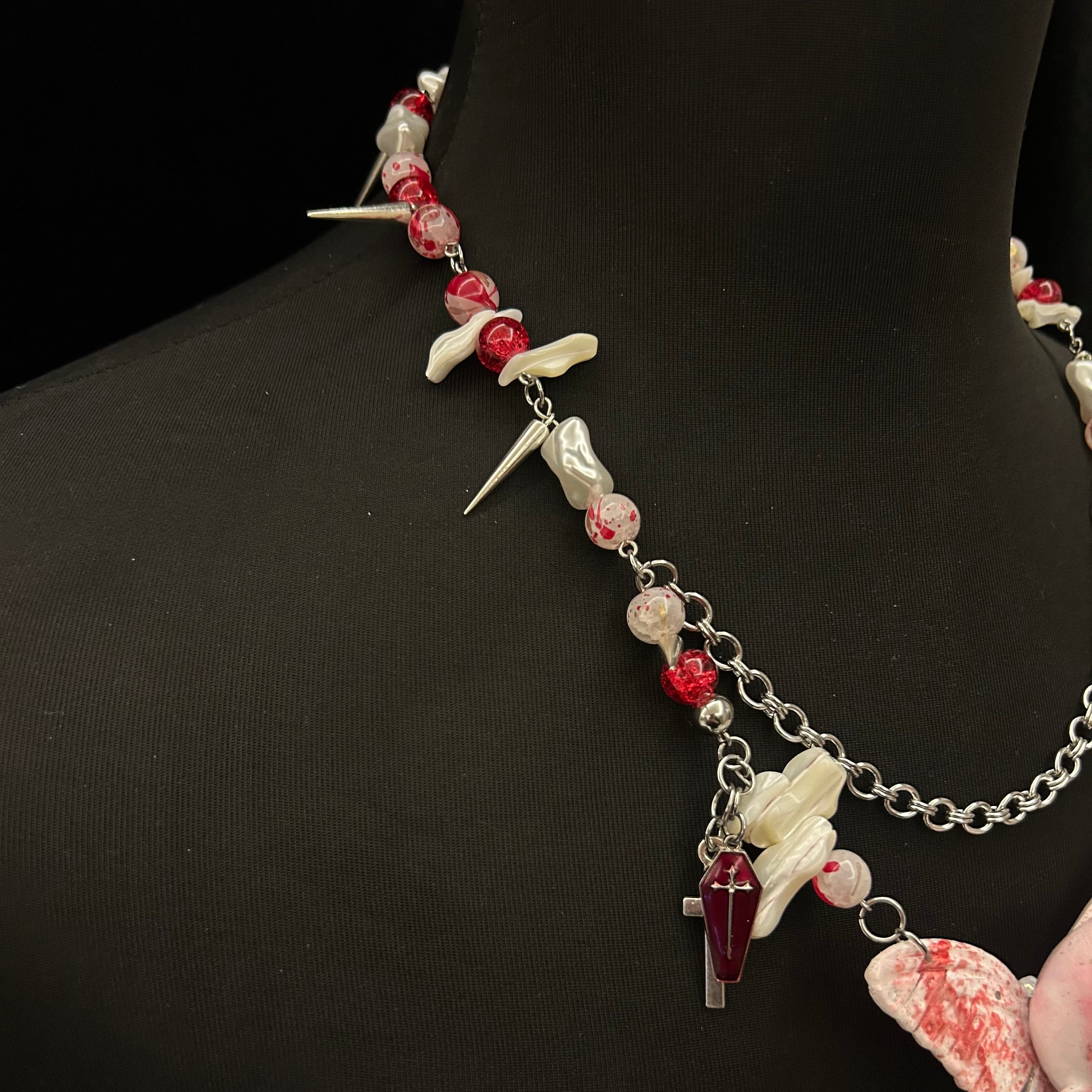 Cthulhu-Auge – Bloody Marys Pakt | Ohr-/Lippen-/Zungenpiercings 