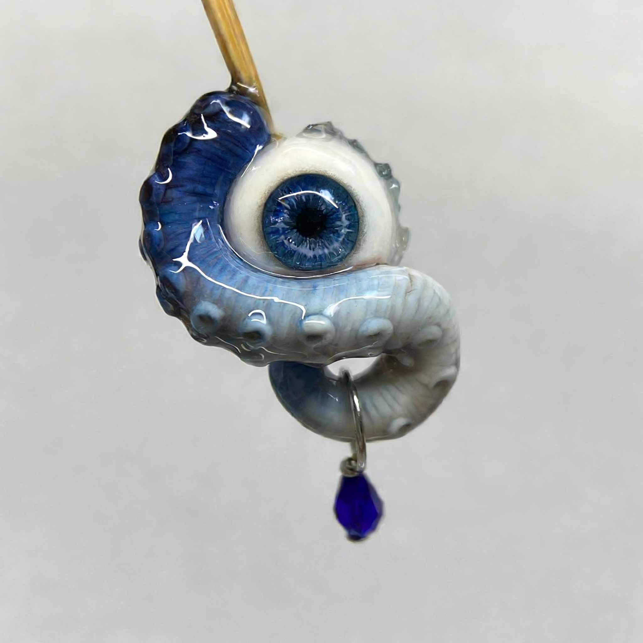 Cthulhu-Auge – Bloody Marys Pakt | Ohr-/Lippen-/Zungenpiercings 