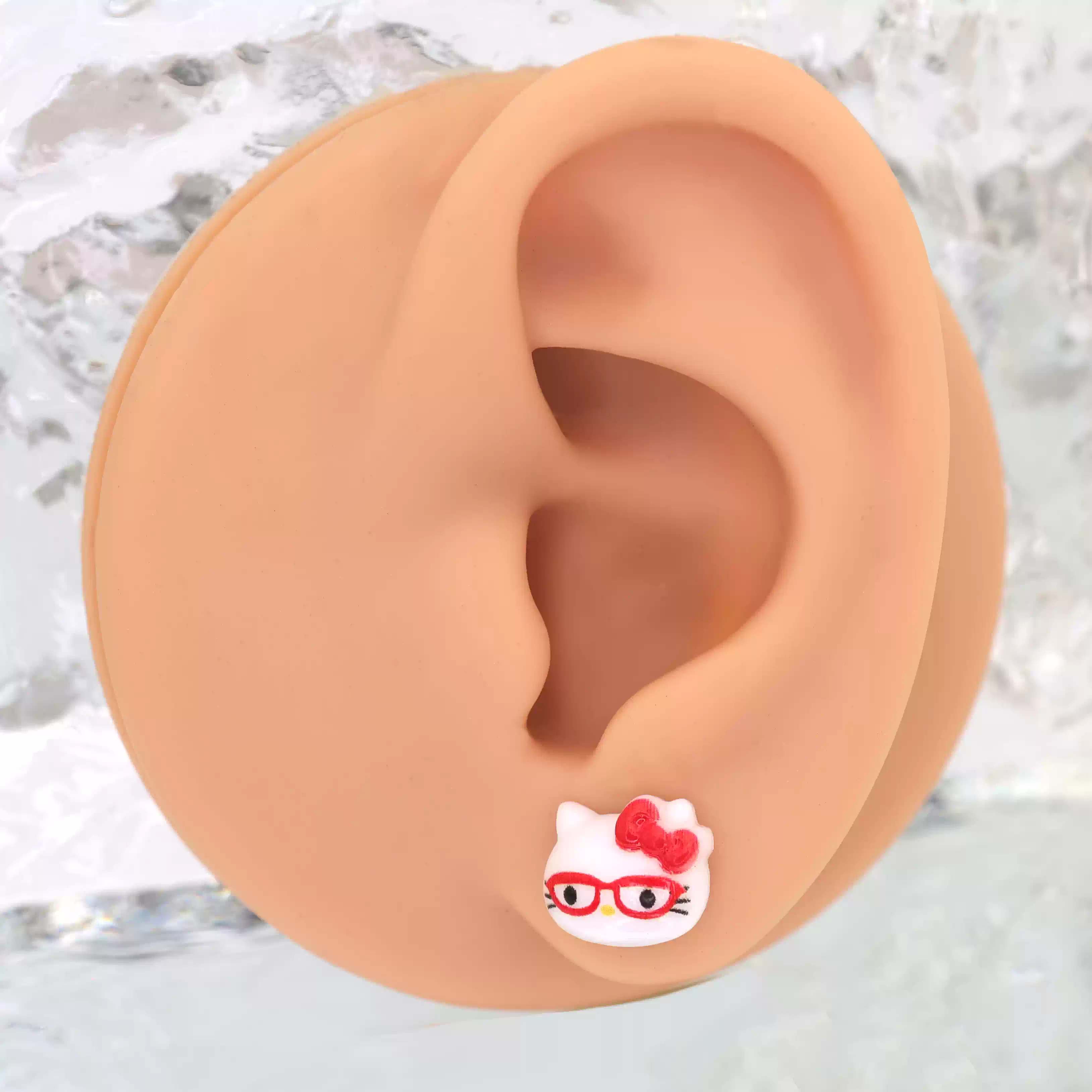 Paws & Purrs - Sweet Punk Kitty Face Ear Stud - Paws & Purrs - Sweet Punk Kitty Face Ear Stud - Basic / 0.8mm/20G by CRUXJEWELRY