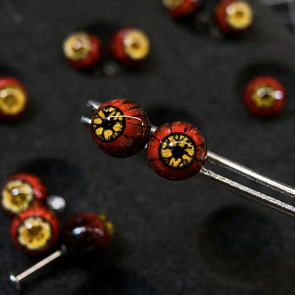 Cthulhu Eye - Demon Slayer Upper Rank One - Kokushibo Ear/Lip/Tongue Studs - Cthulhu Eye - Demon Slayer Upper Rank One - Kokushibo Ear/Lip/Tongue Studs - Pupilla / Flat-Back / 4mm by CRUXJEWELRY