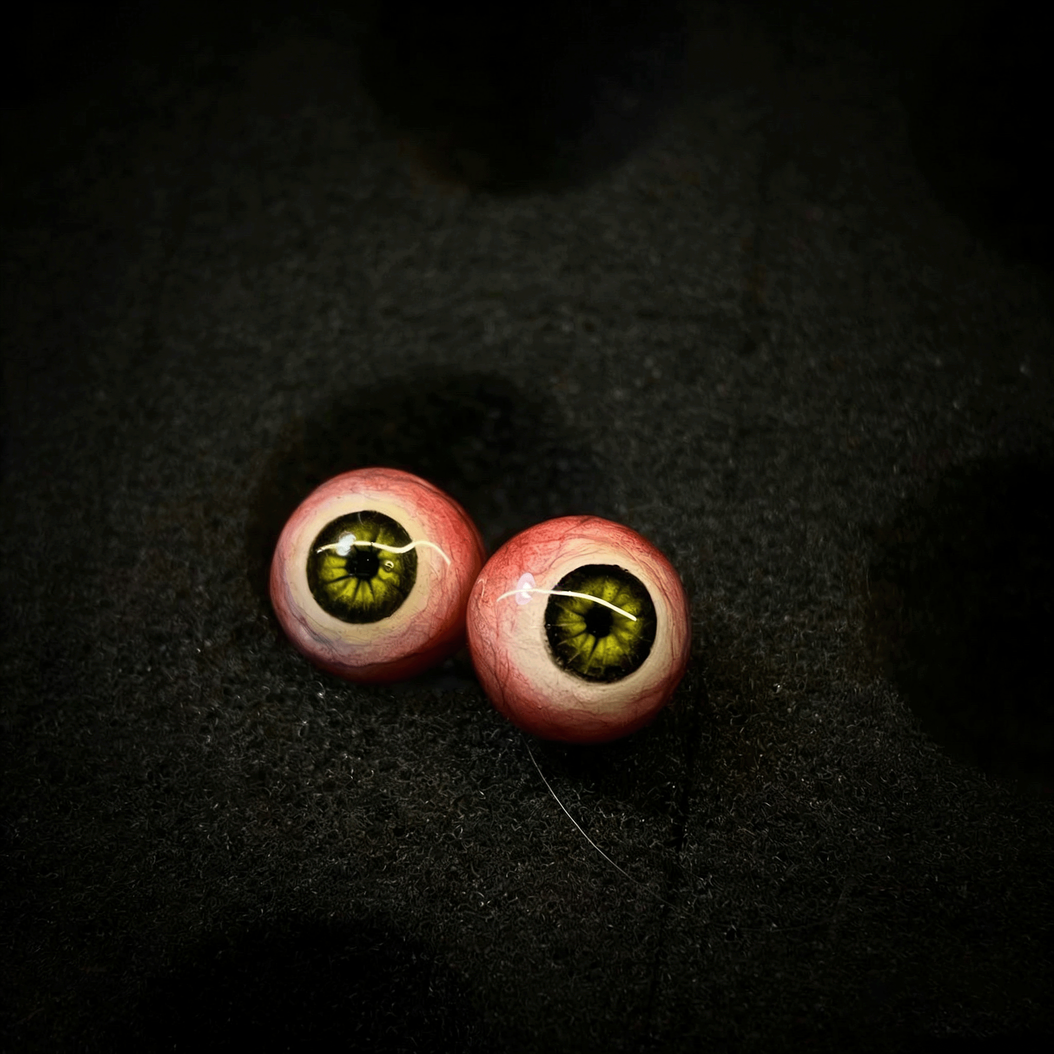 Œil de Cthulhu - Regard bleu et vert | Piercings oreilles/lèvres/langue 