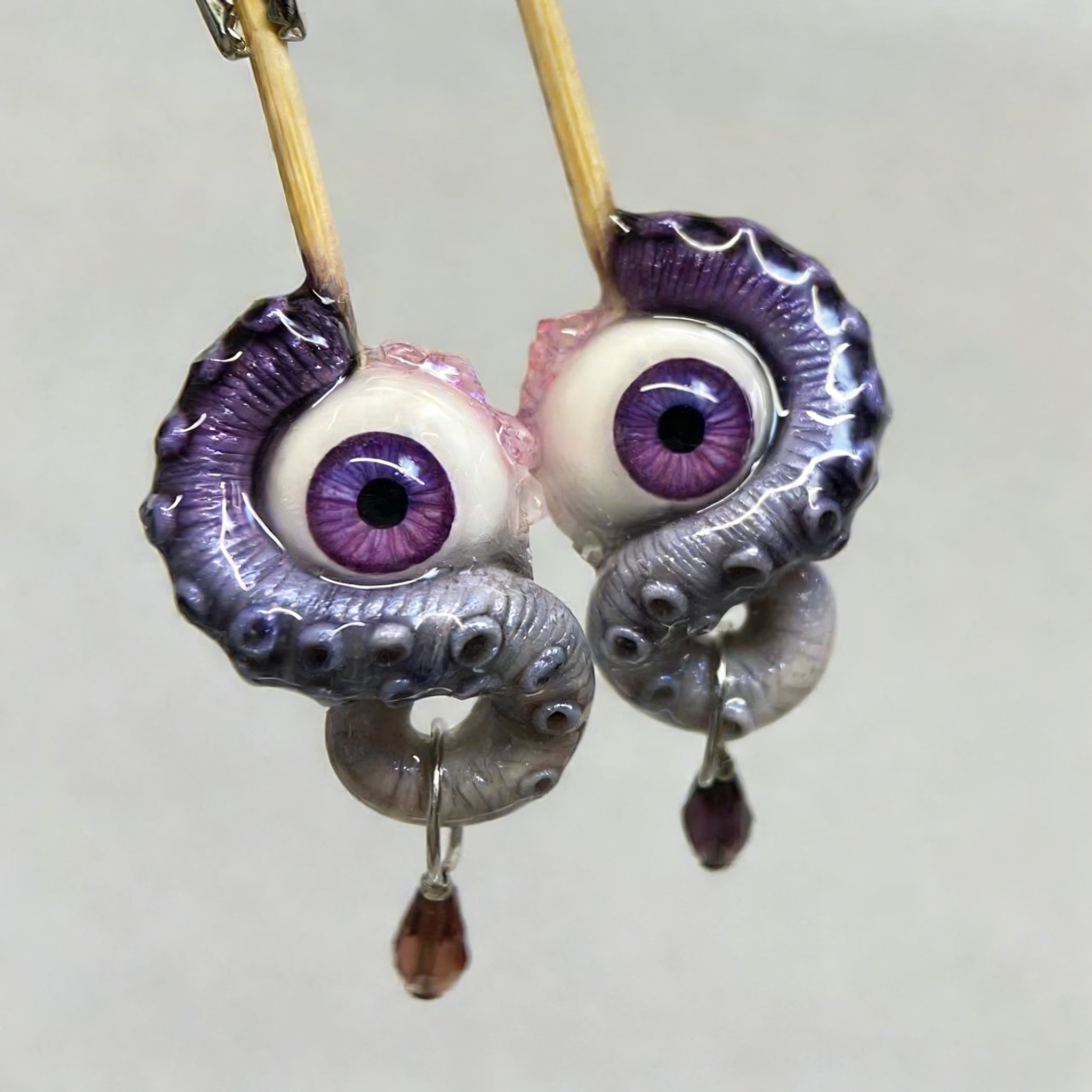 Cthulhu-Auge – Bloody Marys Pakt | Ohr-/Lippen-/Zungenpiercings 