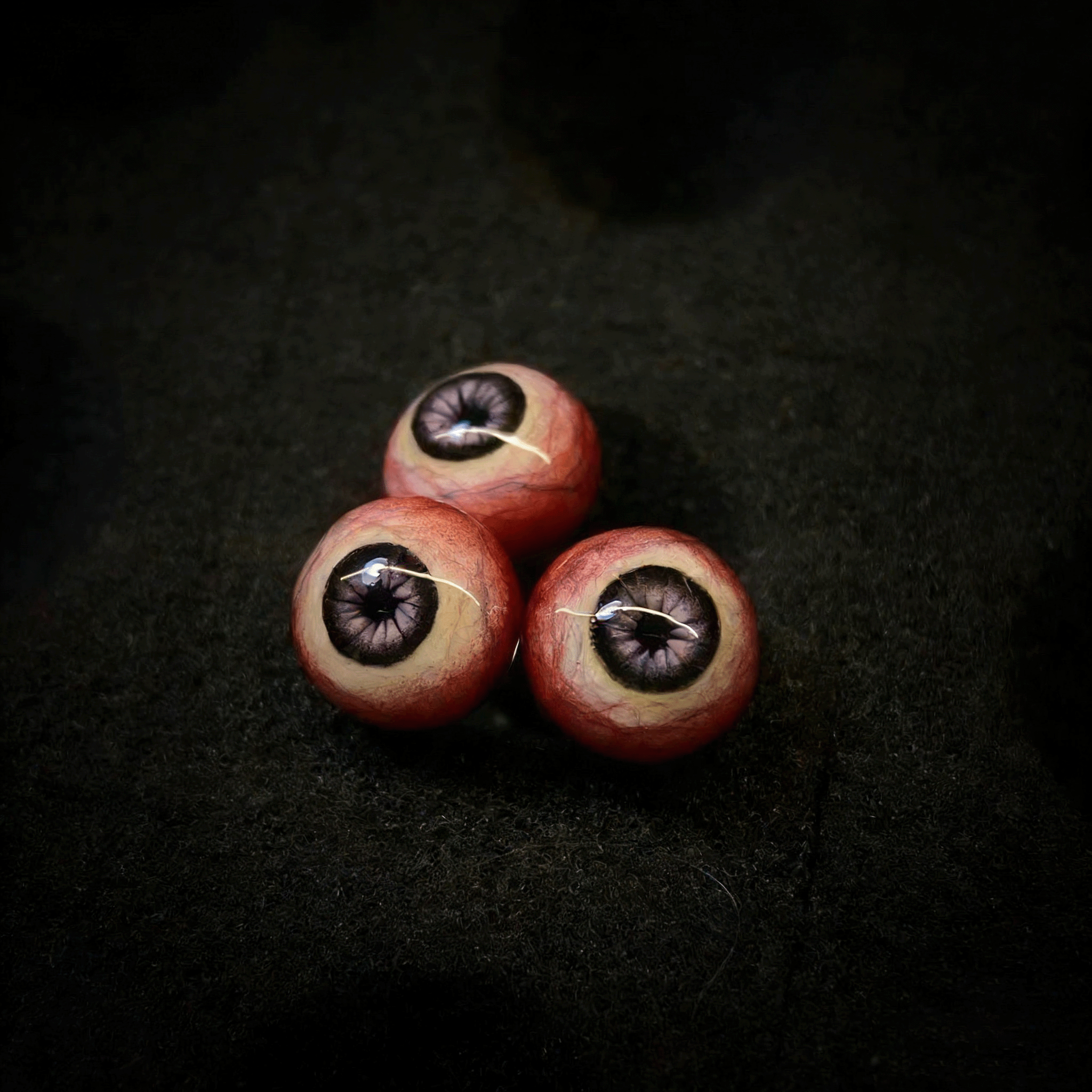 Œil de Cthulhu - Regard bleu et vert | Piercings oreilles/lèvres/langue 