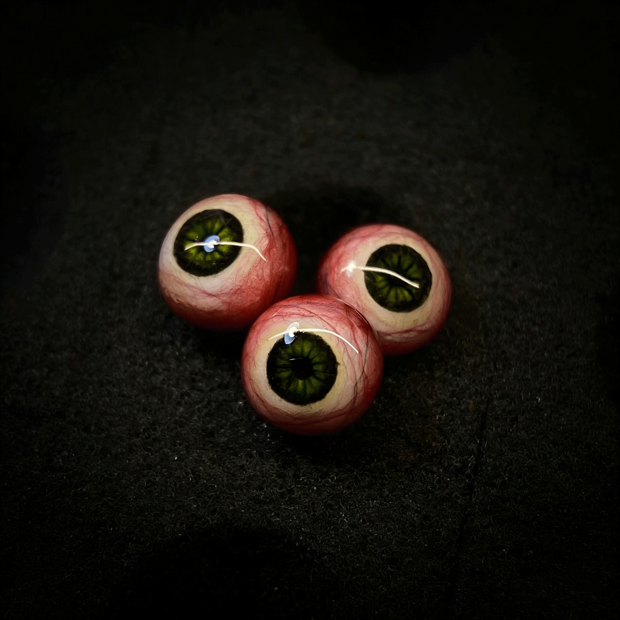 Œil de Cthulhu - Regard bleu et vert | Piercings oreilles/lèvres/langue 