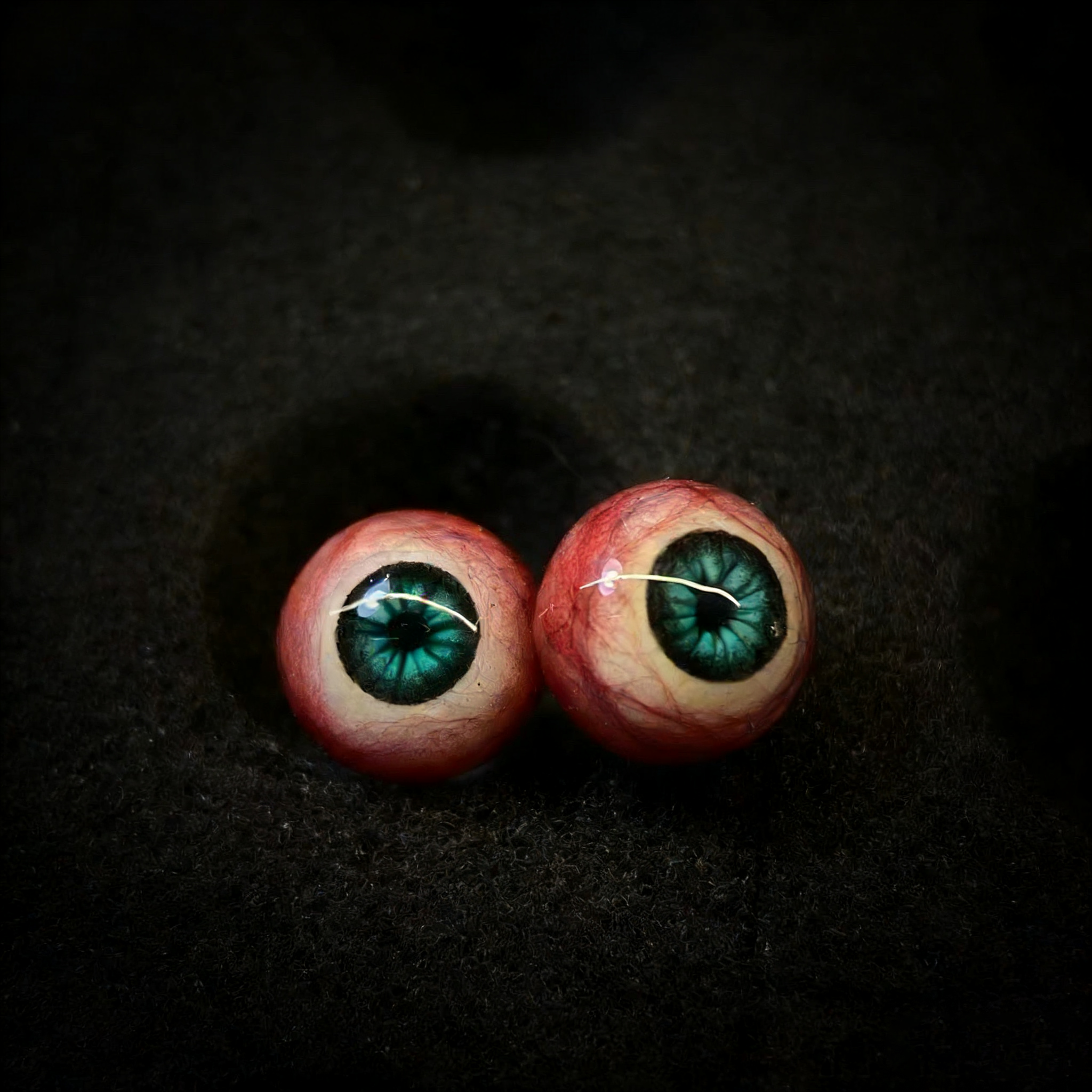 Œil de Cthulhu - Regard bleu et vert | Piercings oreilles/lèvres/langue 