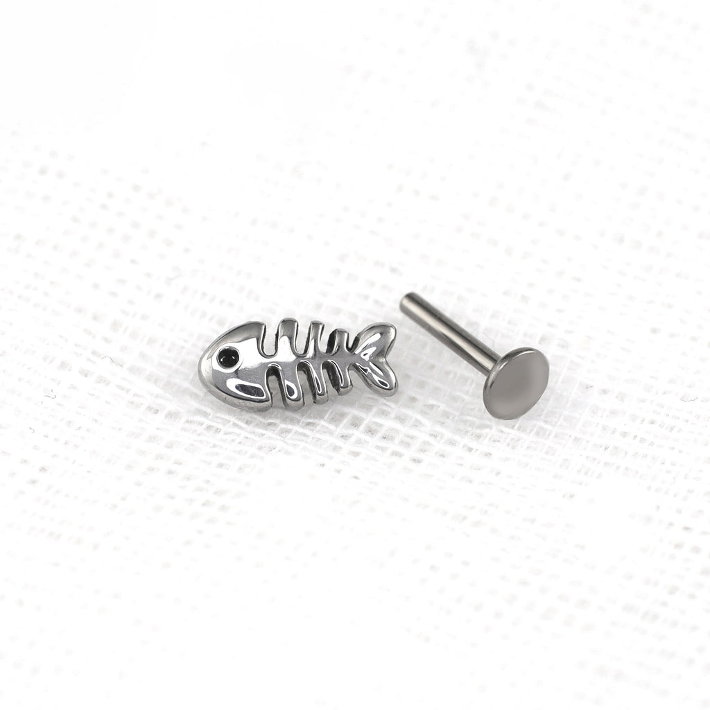 3D Fishbone Internally Threaded Titanium Ear Studs - product image 3