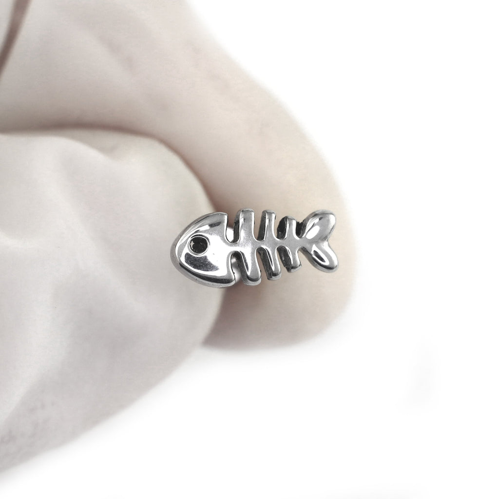3D Fishbone Internally Threaded Titanium Ear Studs - product image 5