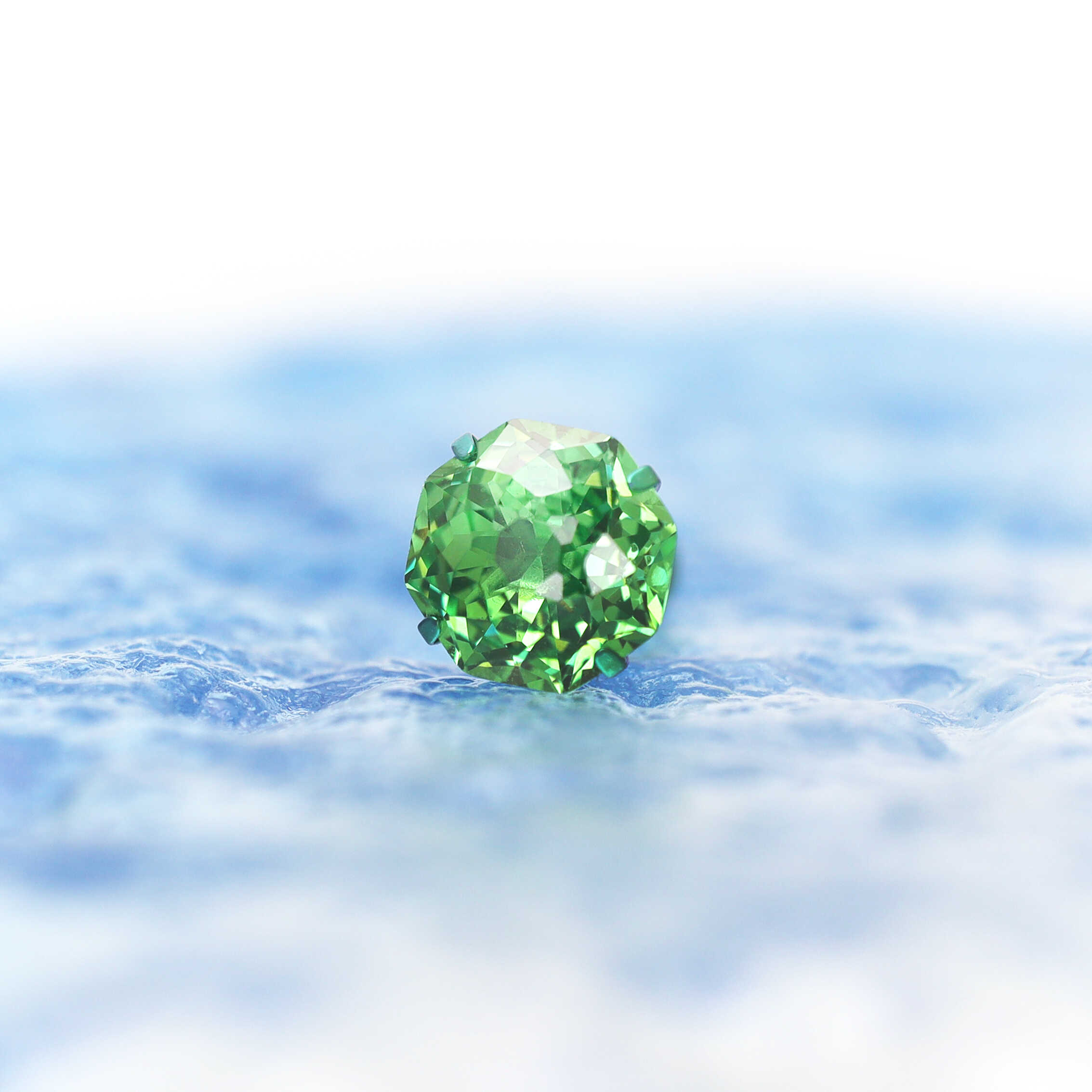 High-Shine CZ Bouquet Internally Threaded Titanium Studs - High-Shine CZ Bouquet Internally Threaded Titanium Studs - Green by CRUXJEWELRY