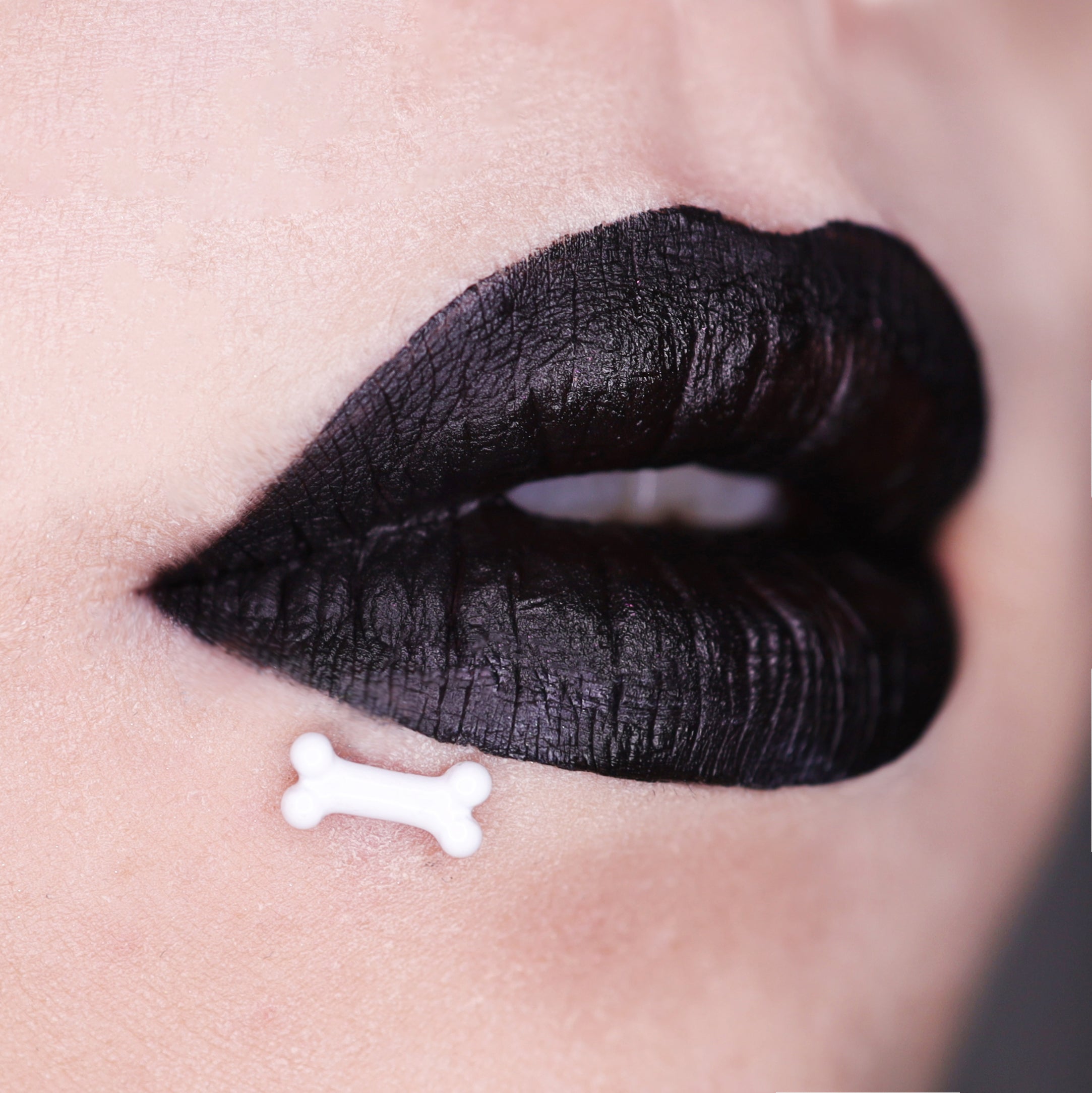 CRUX - White Fishbone Internally Threaded stainless steel Studs - CRUX - White Fishbone Internally Threaded stainless steel Studs - Fishbone / 8mm by CRUXJEWELRY