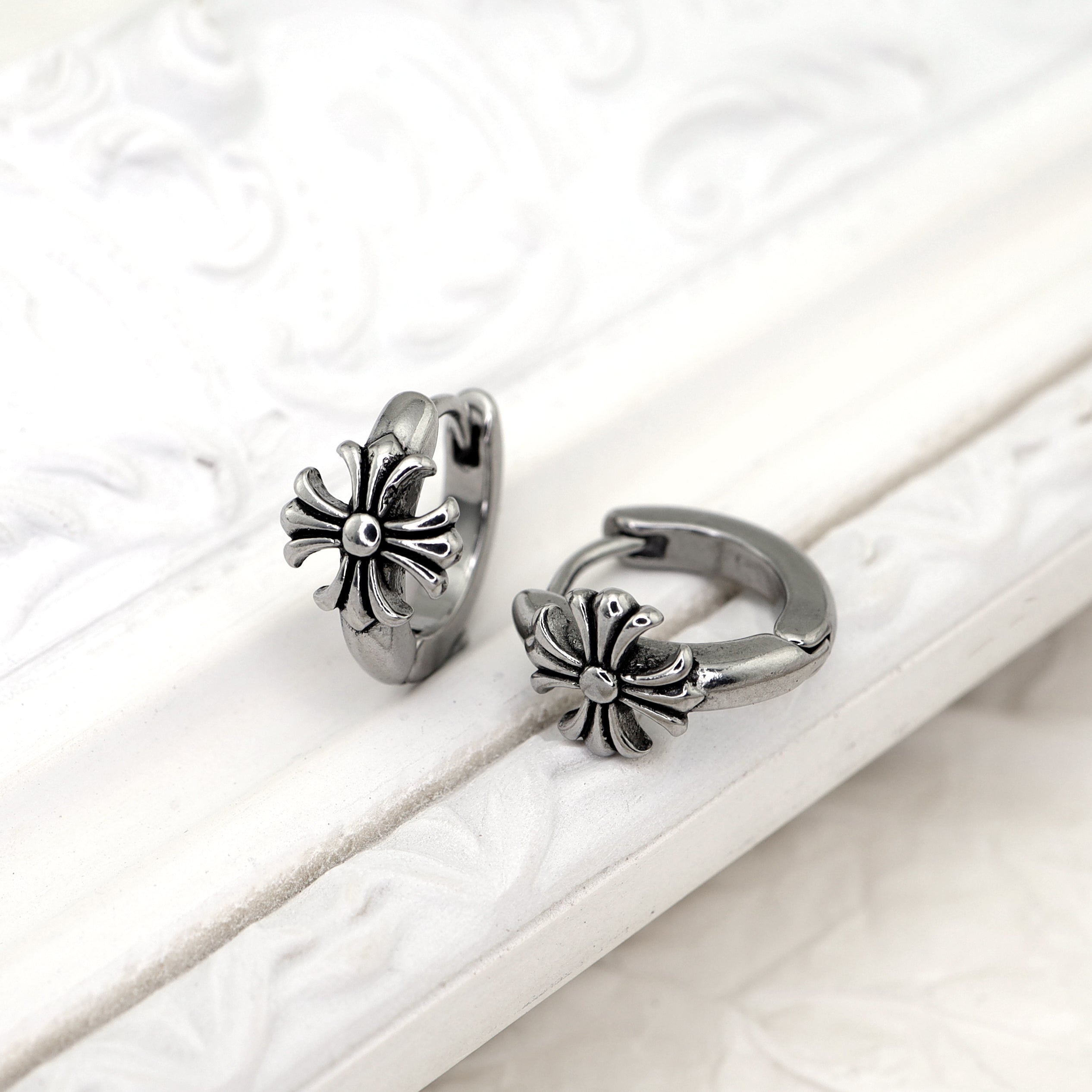 Vintage Cross stainless steel Earrings - Vintage Cross stainless steel Earrings - Single by CRUXJEWELRY