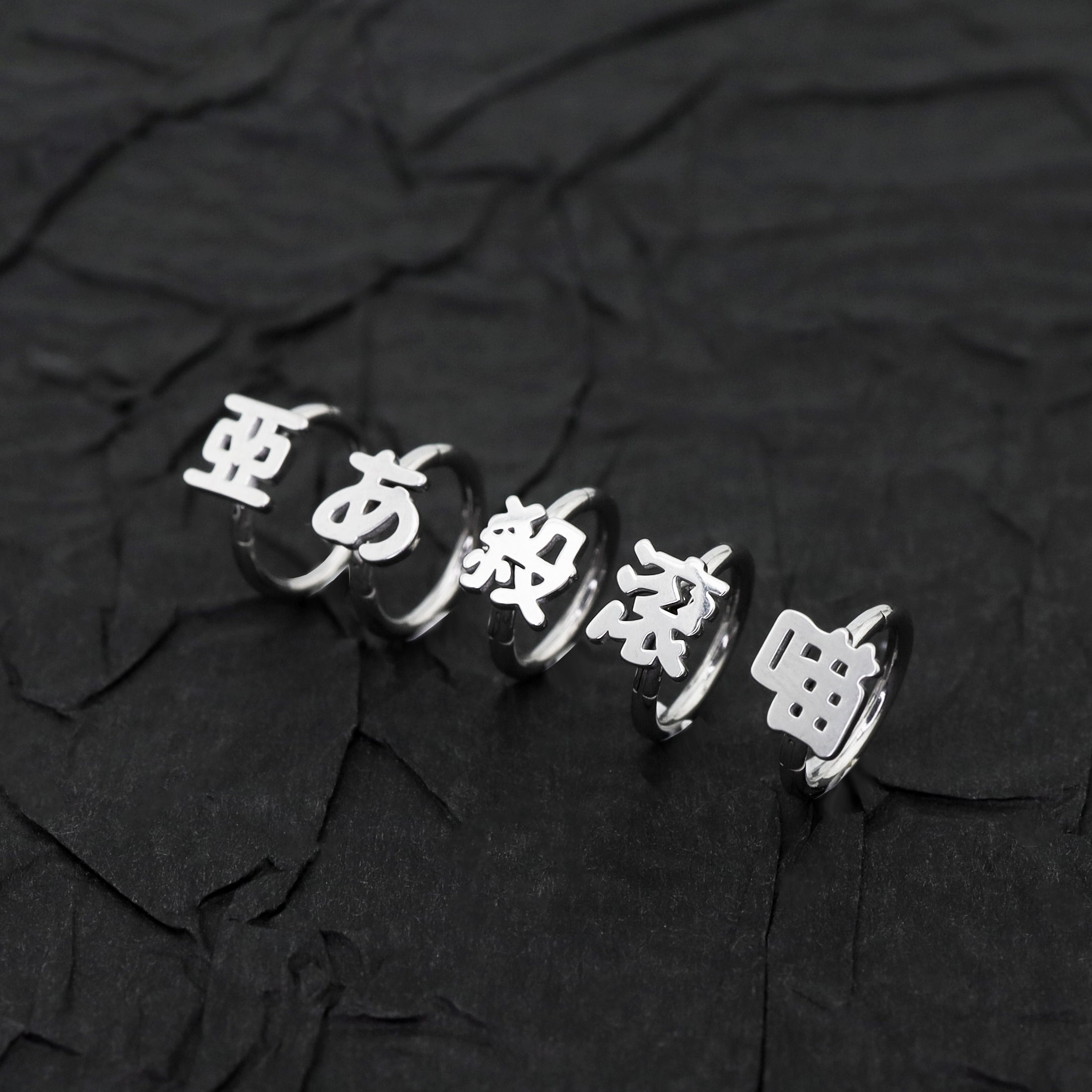 Kyoto Limited Series - Stainless Steel Segment Hoop - Kyoto Limited Series - Stainless Steel Segment Hoop - 喵 / 8mm by CRUXJEWELRY