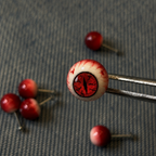 Cthulhu-Auge – Herz &amp; Kreuz | Ohr-/Lippen-/Zungenstecker 