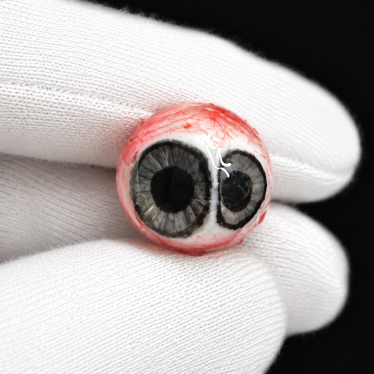 Cthulhu-Auge – Herz &amp; Kreuz | Ohr-/Lippen-/Zungenstecker 