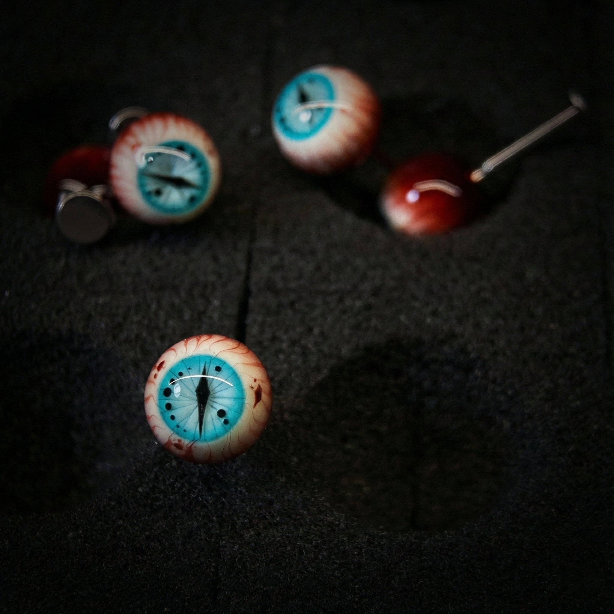 Cthulhu Eye - Midnight Feline Iris Eyeball | Ear/Tongue/Lip Titanium Studs