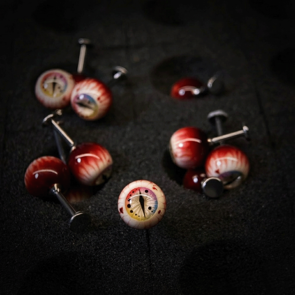 Cthulhu Eye - Midnight Feline Iris Eyeball | Ear/Tongue/Lip Titanium Studs