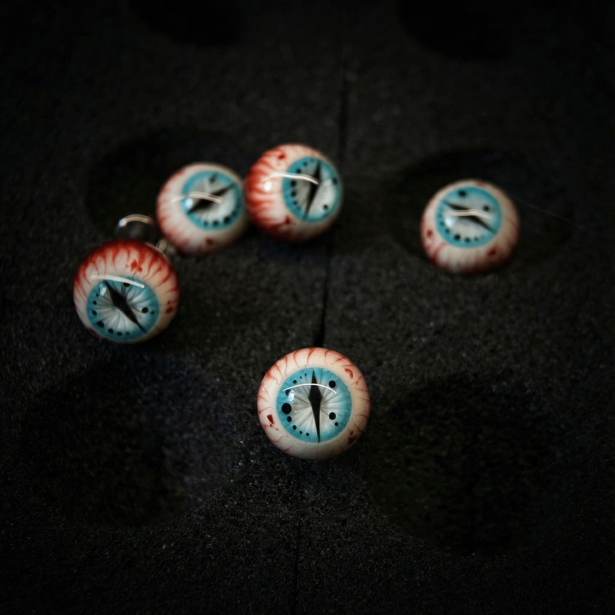 Cthulhu Eye - Midnight Feline Iris Eyeball | Ear/Tongue/Lip Titanium Studs