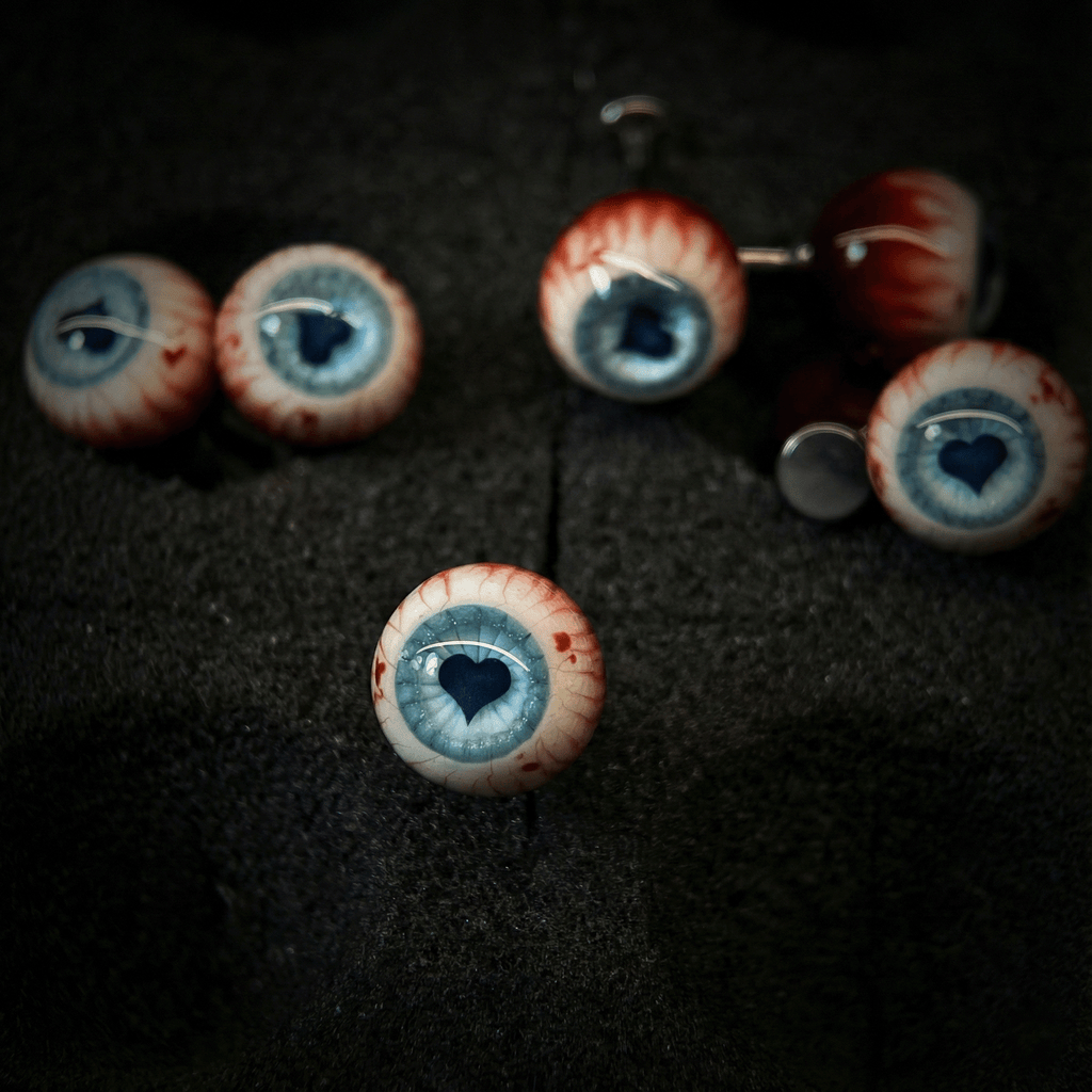 Œil de Cthulhu - Regard bleu et vert | Piercings oreilles/lèvres/langue 