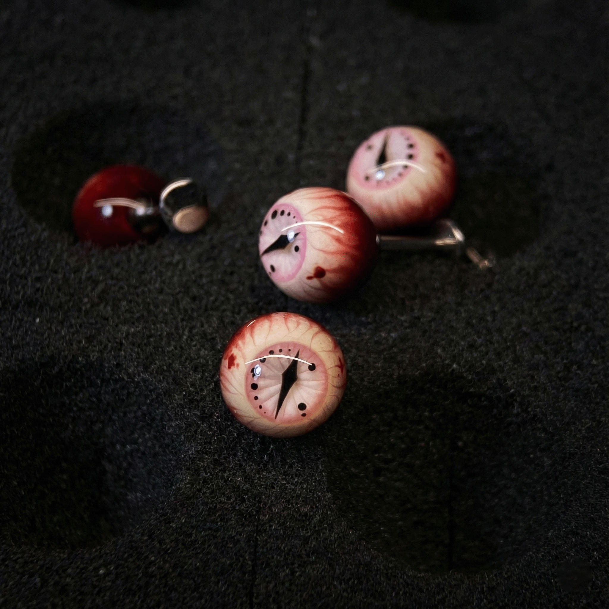 Cthulhu Eye - Midnight Feline Iris Eyeball | Ear/Tongue/Lip Titanium Studs