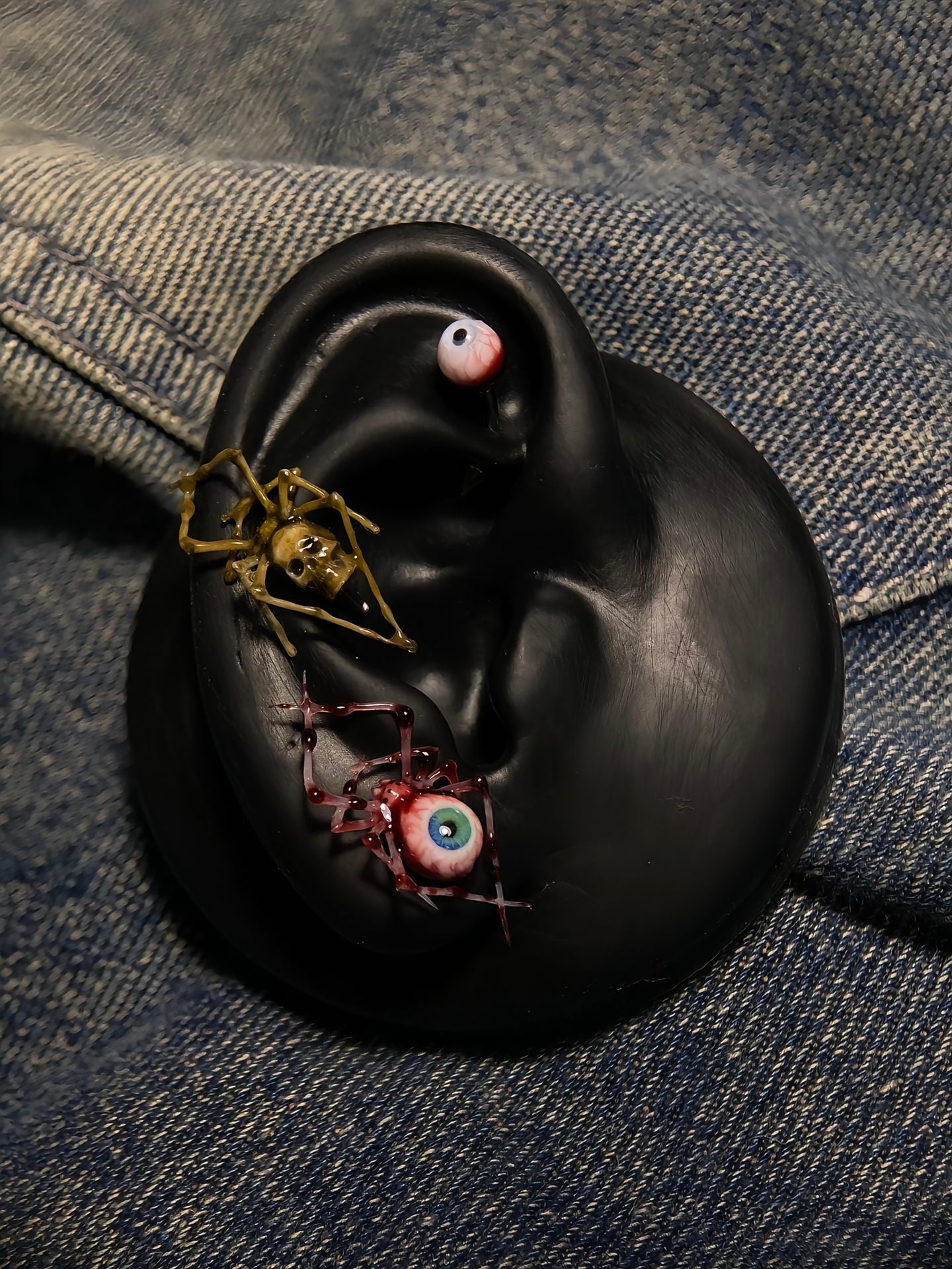 Cthulhu-Auge – Herz &amp; Kreuz | Ohr-/Lippen-/Zungenstecker 