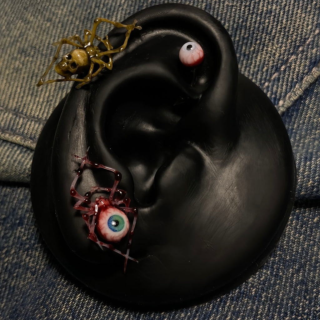 Cthulhu-Auge – Herz &amp; Kreuz | Ohr-/Lippen-/Zungenstecker 