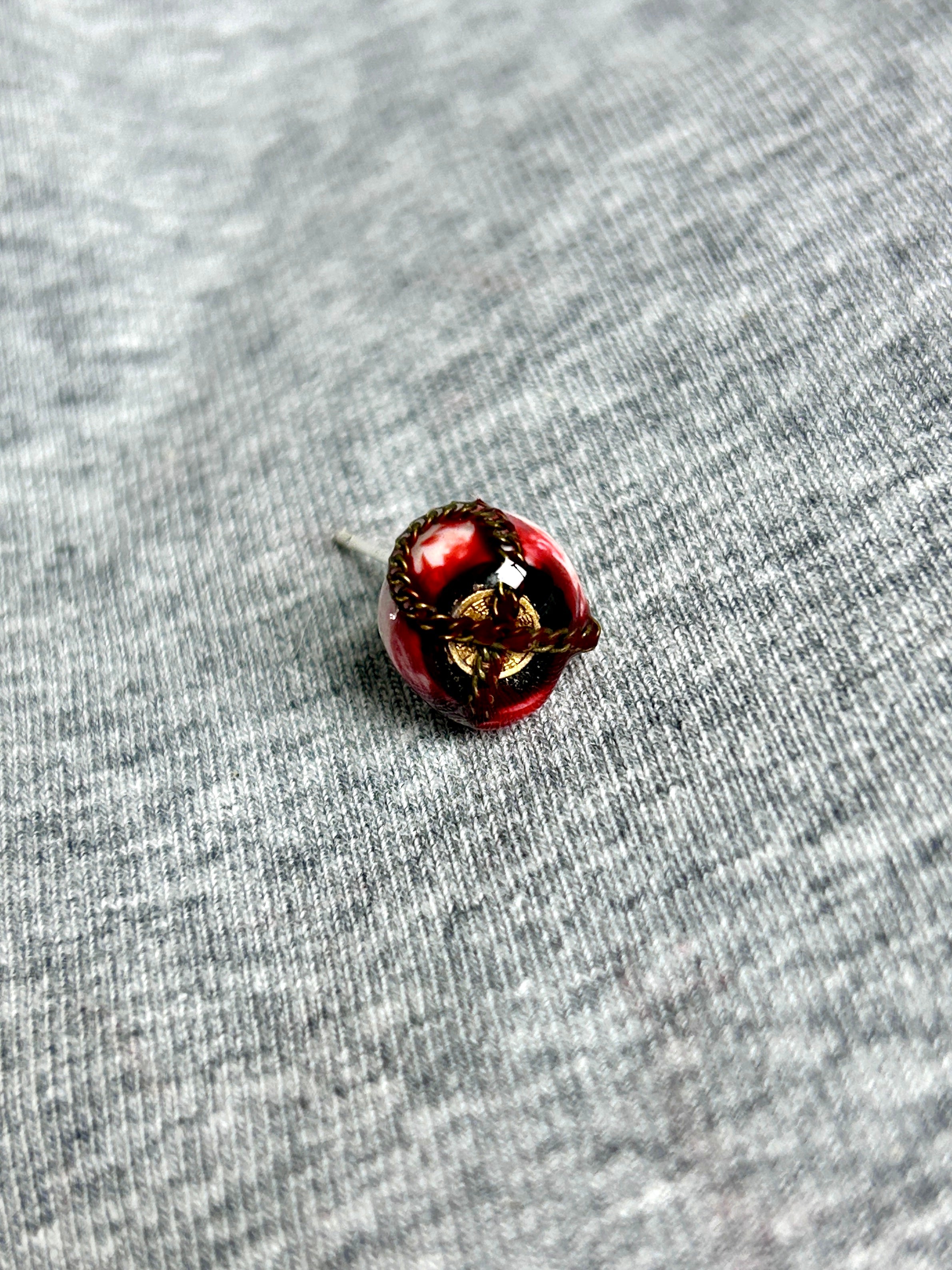 Cthulhu Eye - The Sealing Eye Ear/Lip/Tongue Studs - Cthulhu Eye - The Sealing Eye Ear/Lip/Tongue Studs - Seal‘s Eye | Vigilant (1PCS) / Flat-Back（Default） / 4mm by CRUXJEWELRY