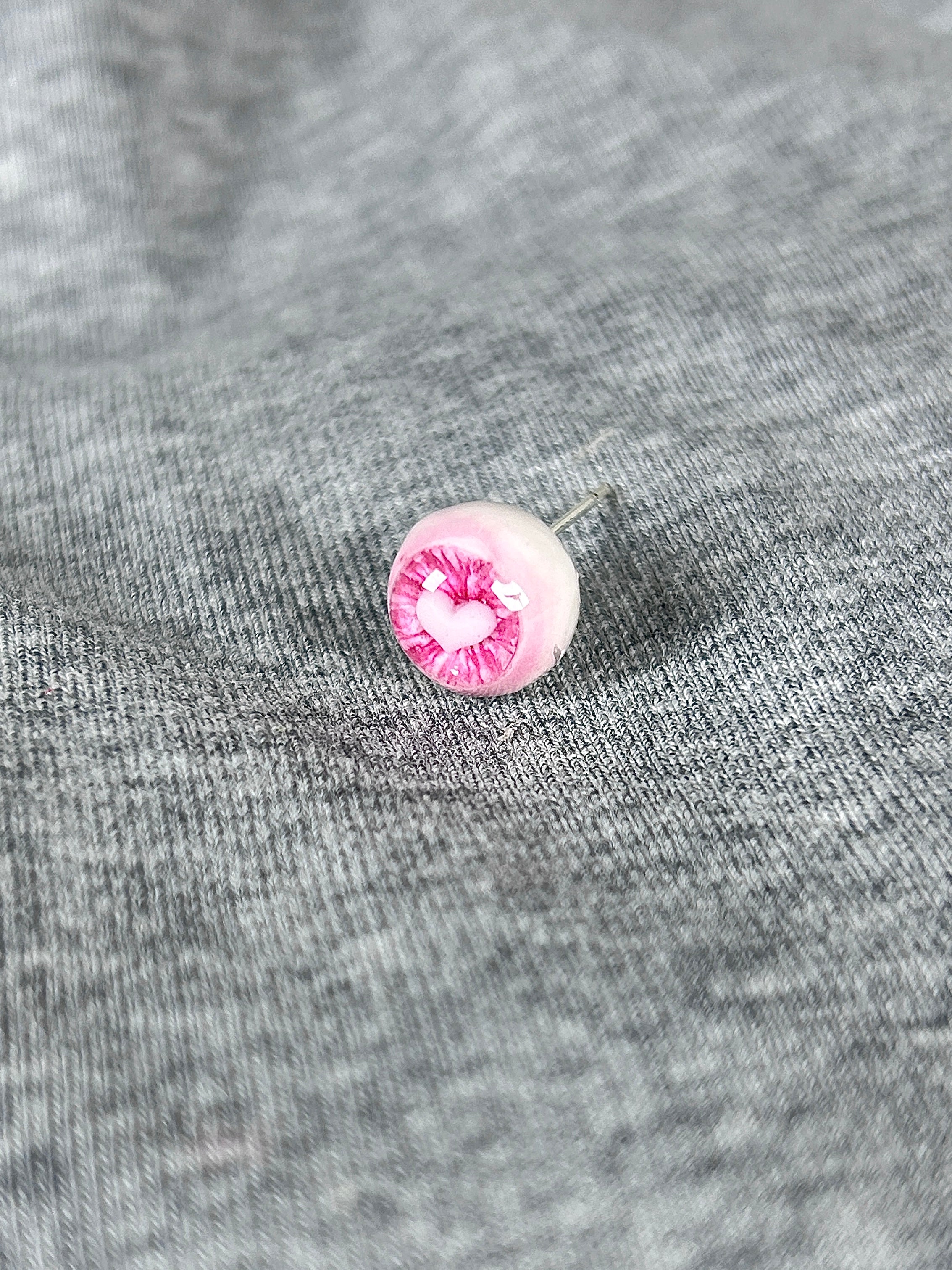 Cthulhu Eye - Heart&Crux | Ear/Lip/Tongue Studs - Cthulhu Eye - Heart&Crux | Ear/Lip/Tongue Studs - Heart(1PCS) / Flat-Back（Default） / 4mm by CRUXJEWELRY