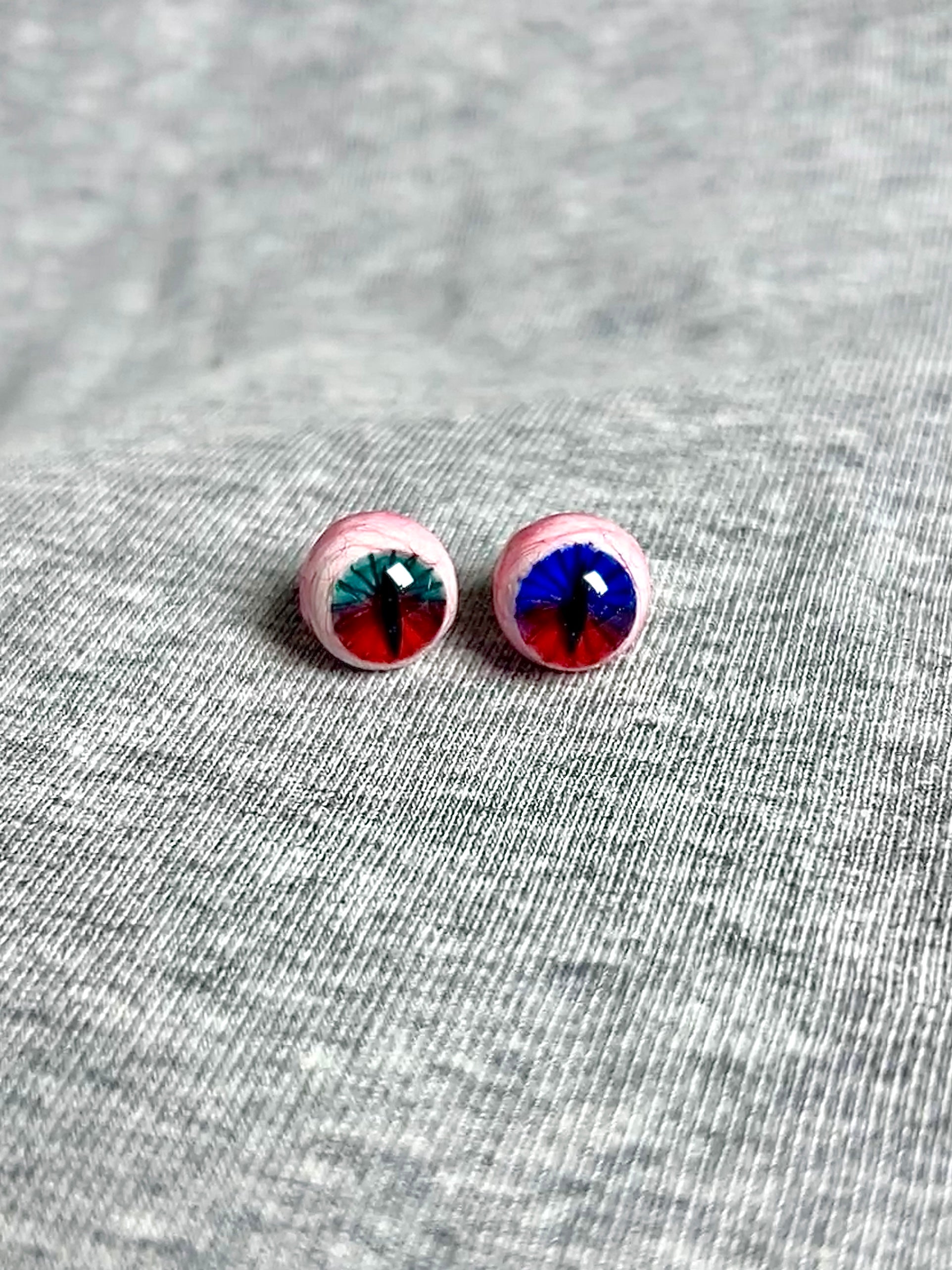Cthulhu Eye - Blue&Green Gaze | Ear/Lip/Tongue Studs - Cthulhu Eye - Blue&Green Gaze | Ear/Lip/Tongue Studs - Blue / Flat-Back（Default） / 4mm by CRUXJEWELRY