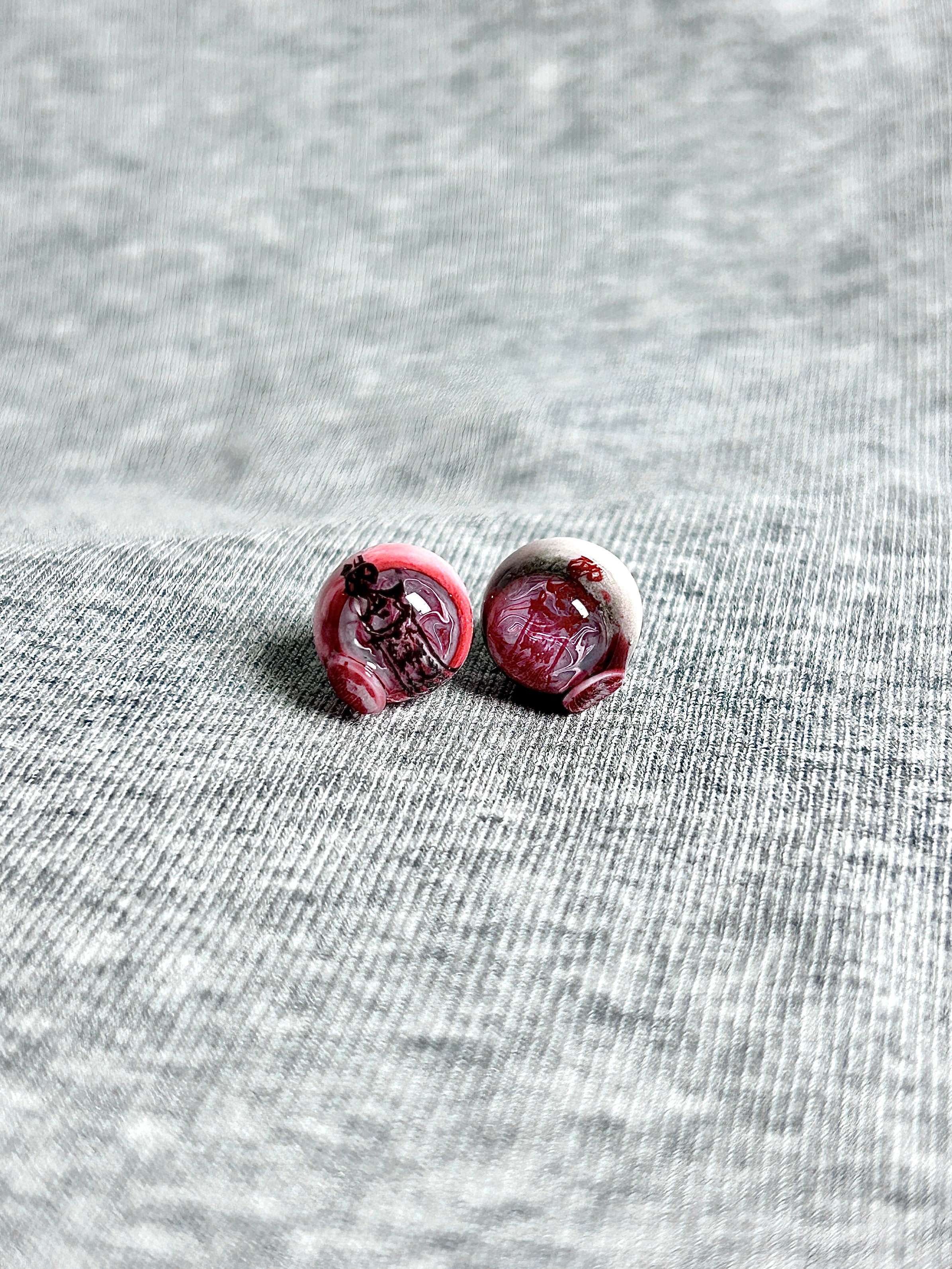 Cthulhu Eye - Zhou Amulet | Ear/Lip/Tongue Studs - Cthulhu Eye - Zhou Amulet | Ear/Lip/Tongue Studs - Script of Ascent / Flat-Back（Default） / 4mm by CRUXJEWELRY