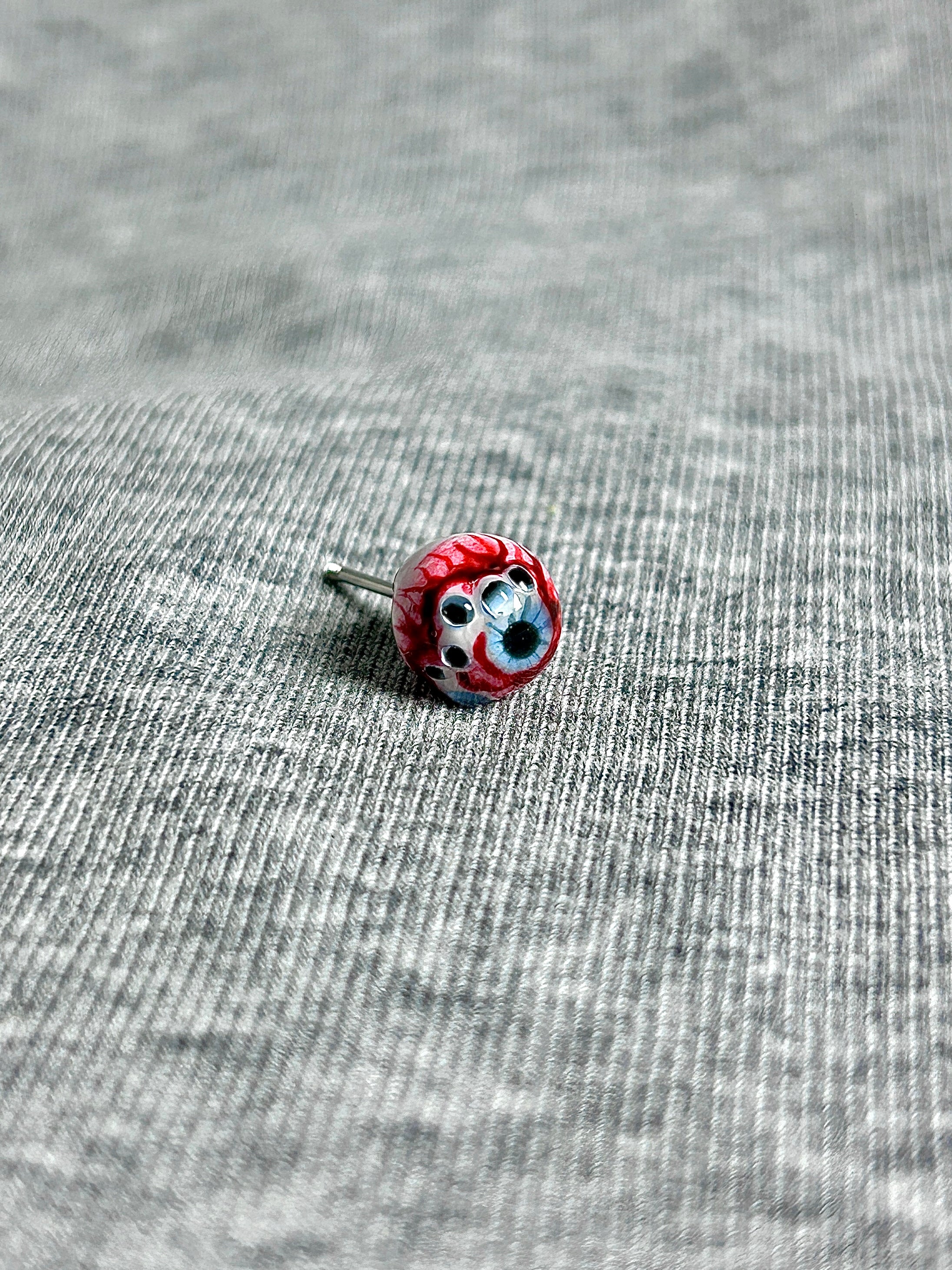 Cthulhu Eye - CandyGaze | Ear/Lip/Tongue Studs - Cthulhu Eye - CandyGaze | Ear/Lip/Tongue Studs - Omni-Sucker / Flat-Back（Default） / 4mm by CRUXJEWELRY