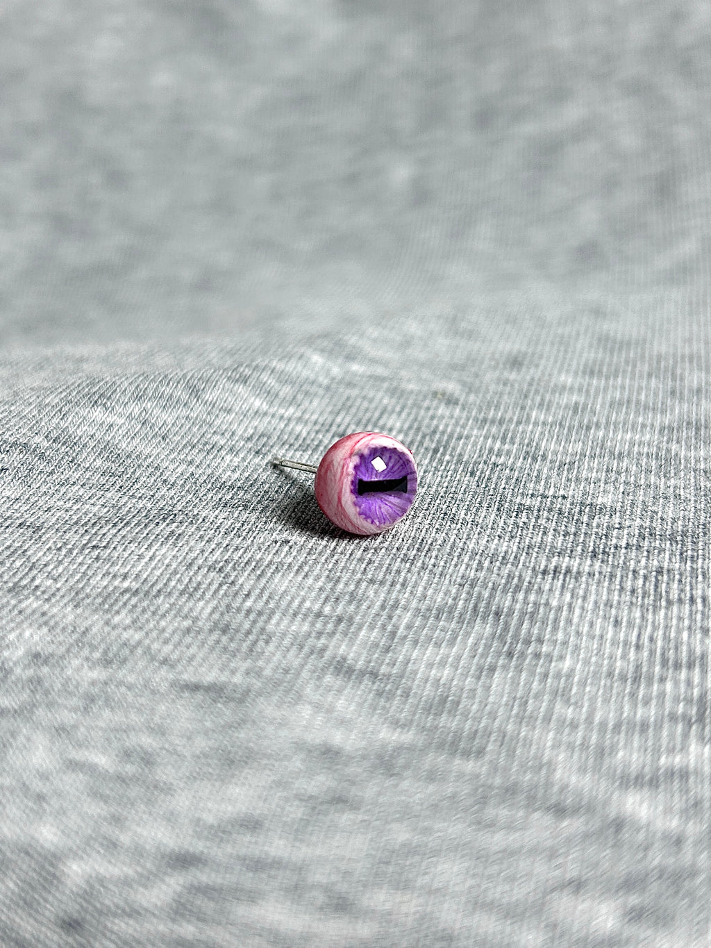 Cthulhu Eye - Lateral Gaze | Ear/Lip/Tongue Studs - Cthulhu Eye - Lateral Gaze | Ear/Lip/Tongue Studs - The Watcher / Flat-Back（Default） / 4mm by CRUXJEWELRY