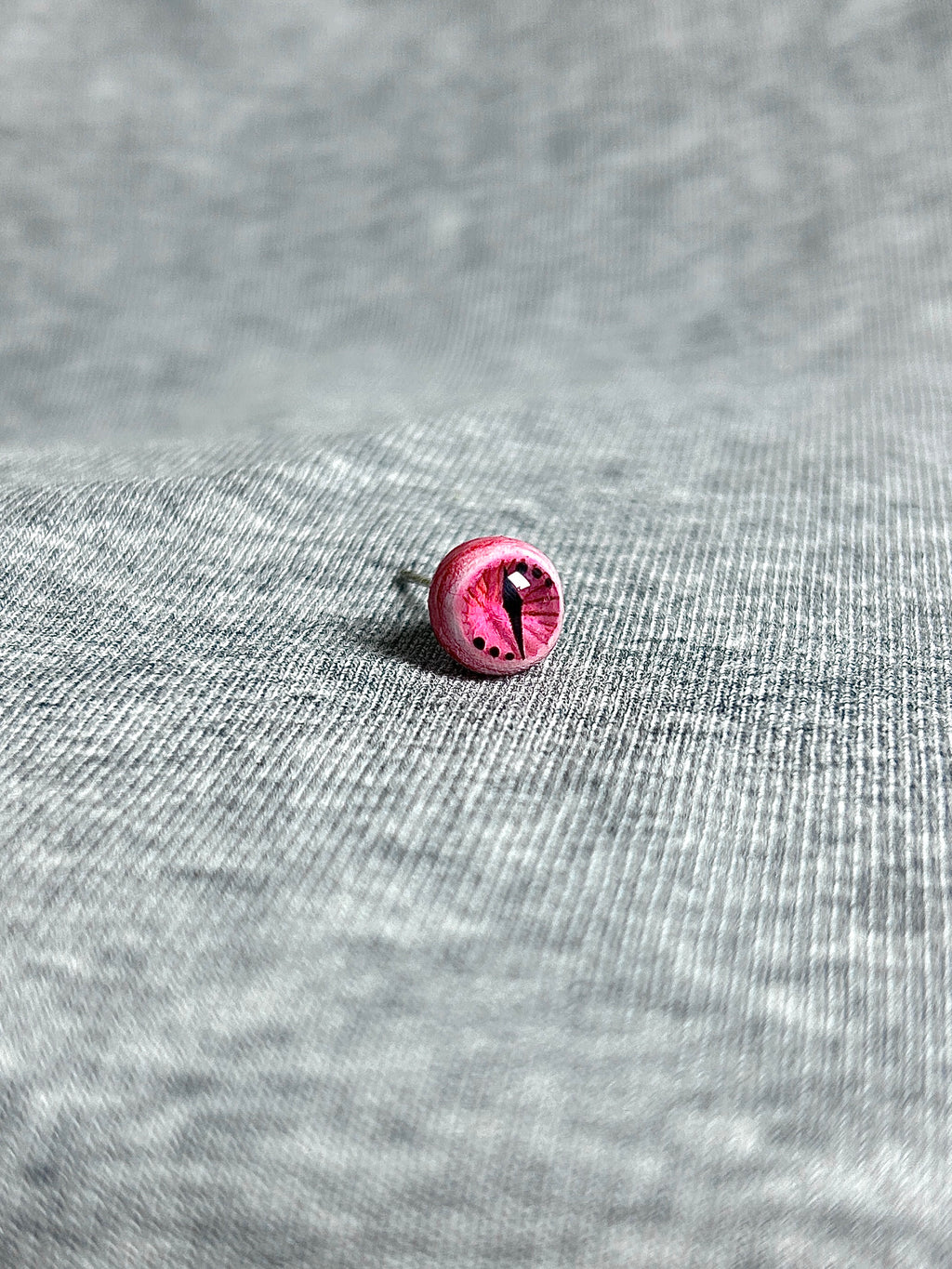 Cthulhu Eye - Fissure Iris | Ear/Lip/Tongue Studs - Cthulhu Eye - Fissure Iris | Ear/Lip/Tongue Studs - Chrono Fissure / Flat-Back（Default） / 4mm by CRUXJEWELRY