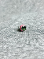 Cthulhu Eye - Fissure Iris | Ear/Lip/Tongue Studs - Cthulhu Eye - Fissure Iris | Ear/Lip/Tongue Studs - Pyre Slit / Flat-Back（Default） / 4mm by CRUXJEWELRY