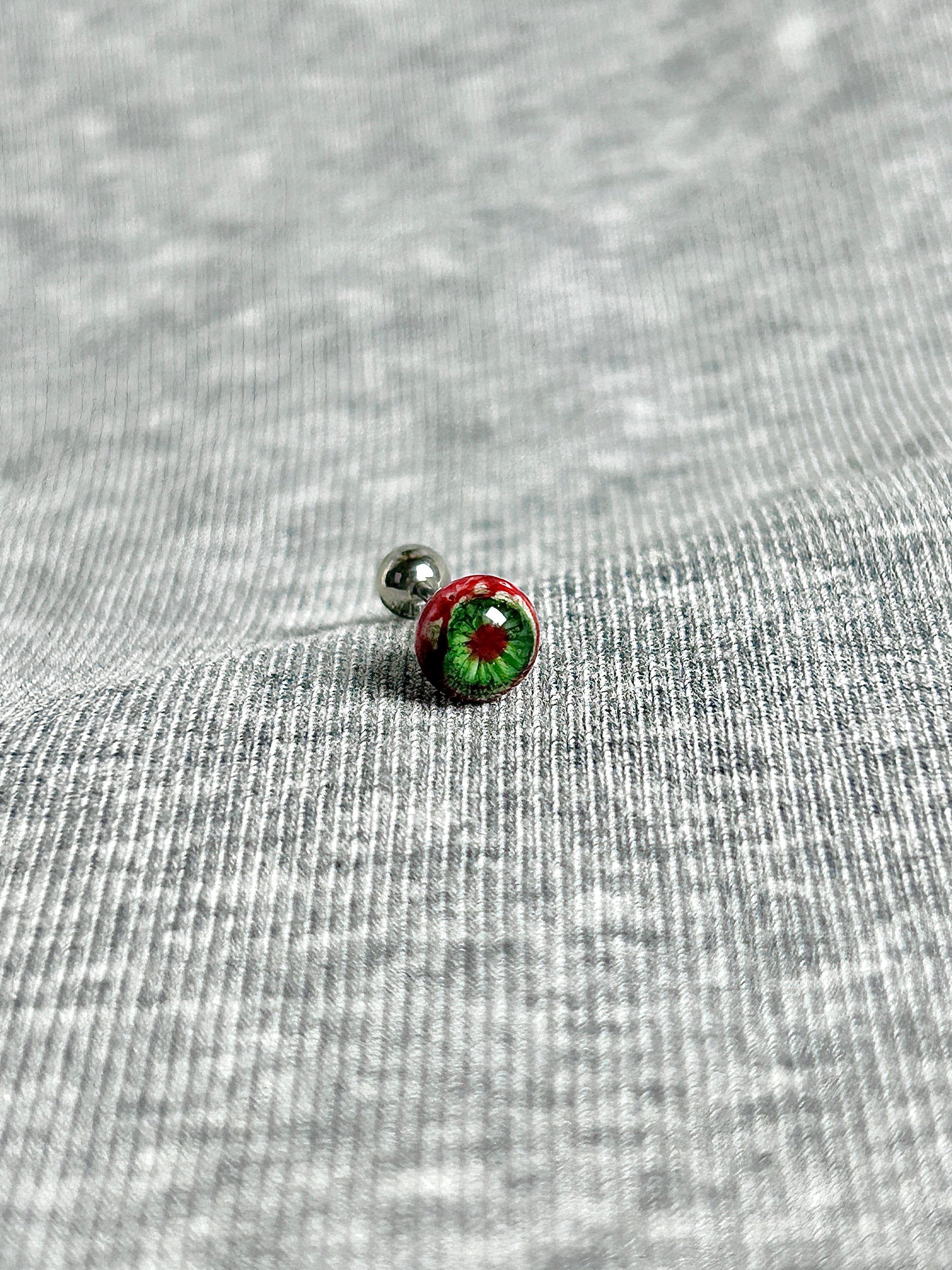 Cthulhu Eye - Bloody Mary‘s Pact | Ear/Lip/Tongue Studs - Cthulhu Eye - Bloody Mary‘s Pact | Ear/Lip/Tongue Studs - Tears of Celery / Flat-Back（Default） / 4mm by CRUXJEWELRY