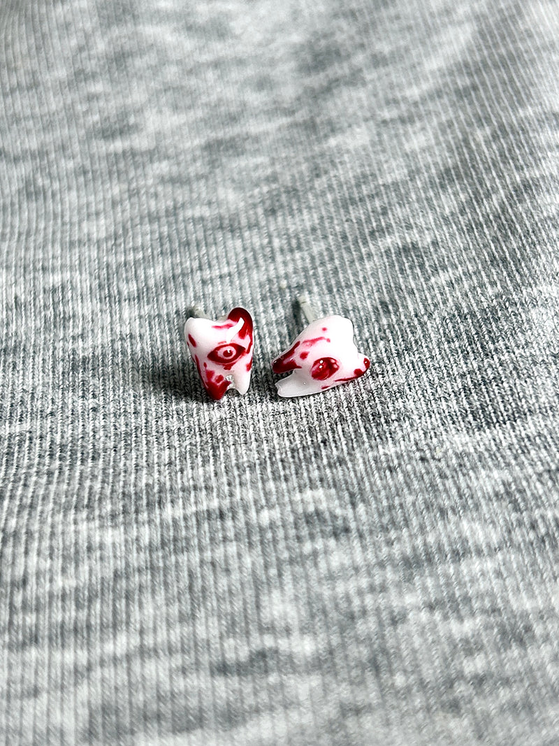Cthulhu Eye - Pair of Grim Tooth | Ear/Lip/Tongue Studs - Cthulhu Eye - Pair of Grim Tooth | Ear/Lip/Tongue Studs - Flat-Back（Default） / 4mm by CRUXJEWELRY