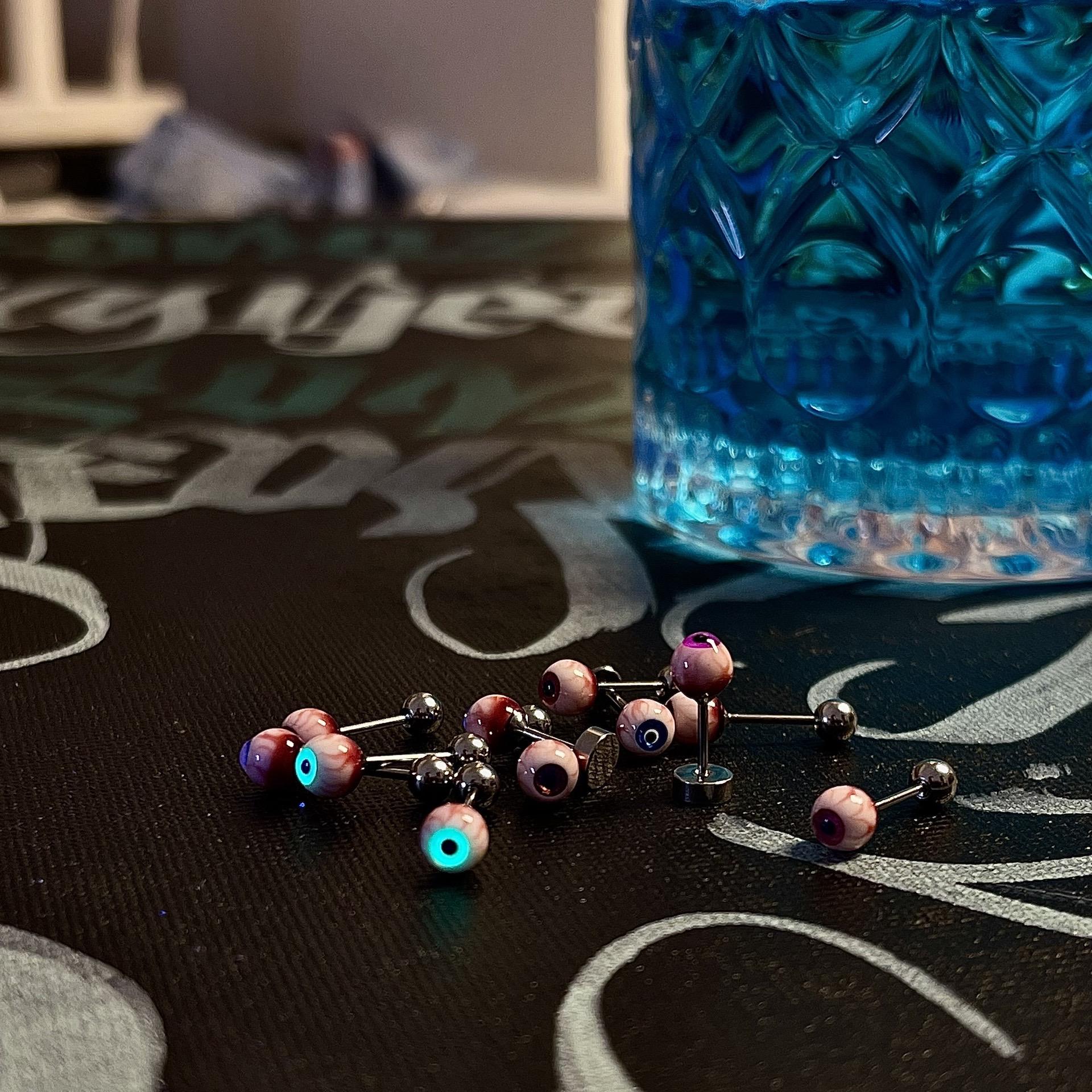 Cthulhu Eye - Luminous Titanium Eyeball | Ear/Tongue/Lip Studs