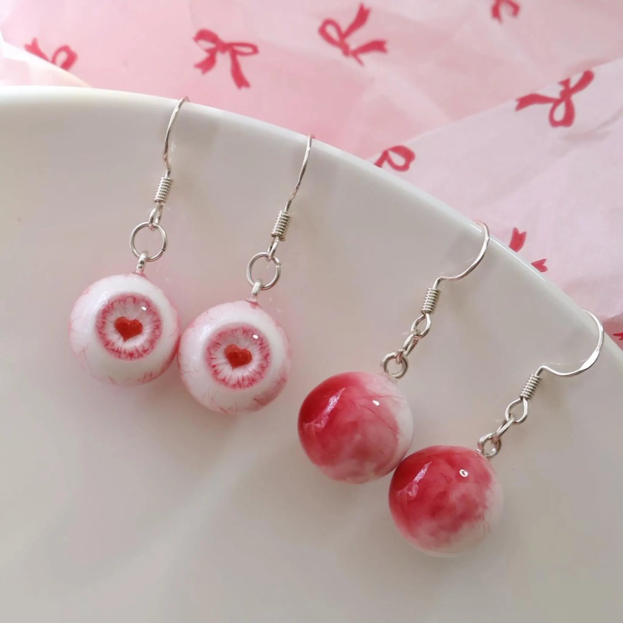 (Pair) Albino Pink Heart Pupil Eyeball Earrings | Yami Kawaii Lovecore | S925 Sterling Silver