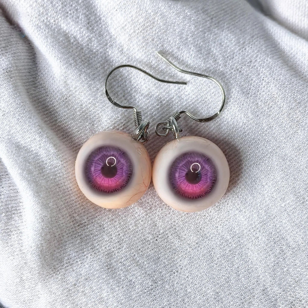 Cthulhu-Auge – Bloody Marys Pakt | Ohr-/Lippen-/Zungenpiercings 